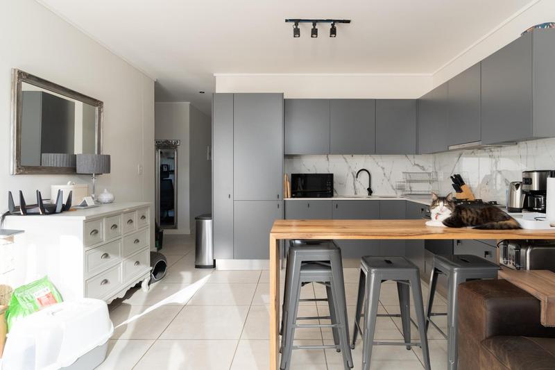 2 Bedroom Property for Sale in Paardevlei Western Cape